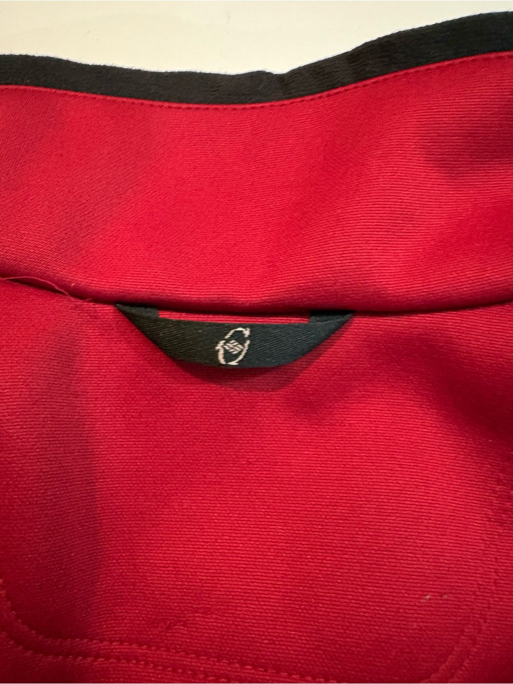Columbia Titanium Red and Gray Softshell Jacket | Medium - Picture 10 of 13